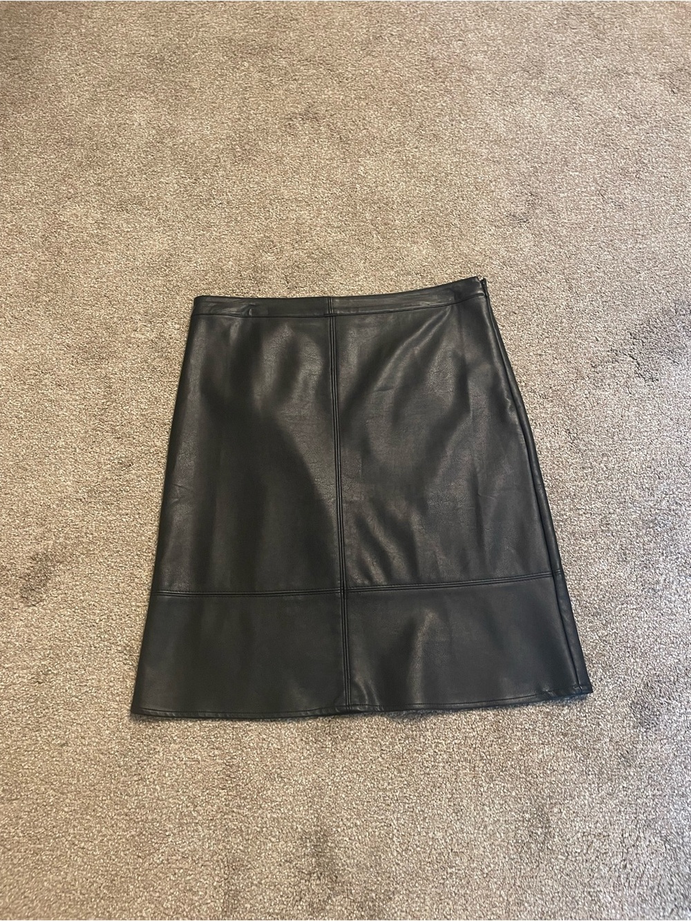 Melissa Paige Black Faux Leather A-Line  Midi Skirt Size 6